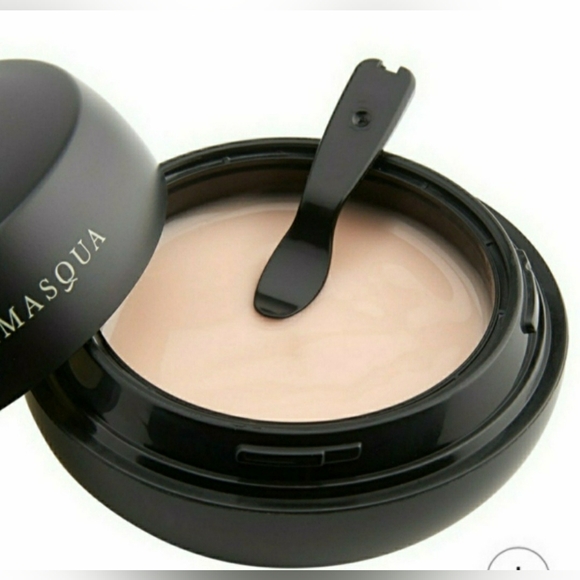 ILLAMASQUA MATTE VEIL PRIMER - Picture 4 of 11